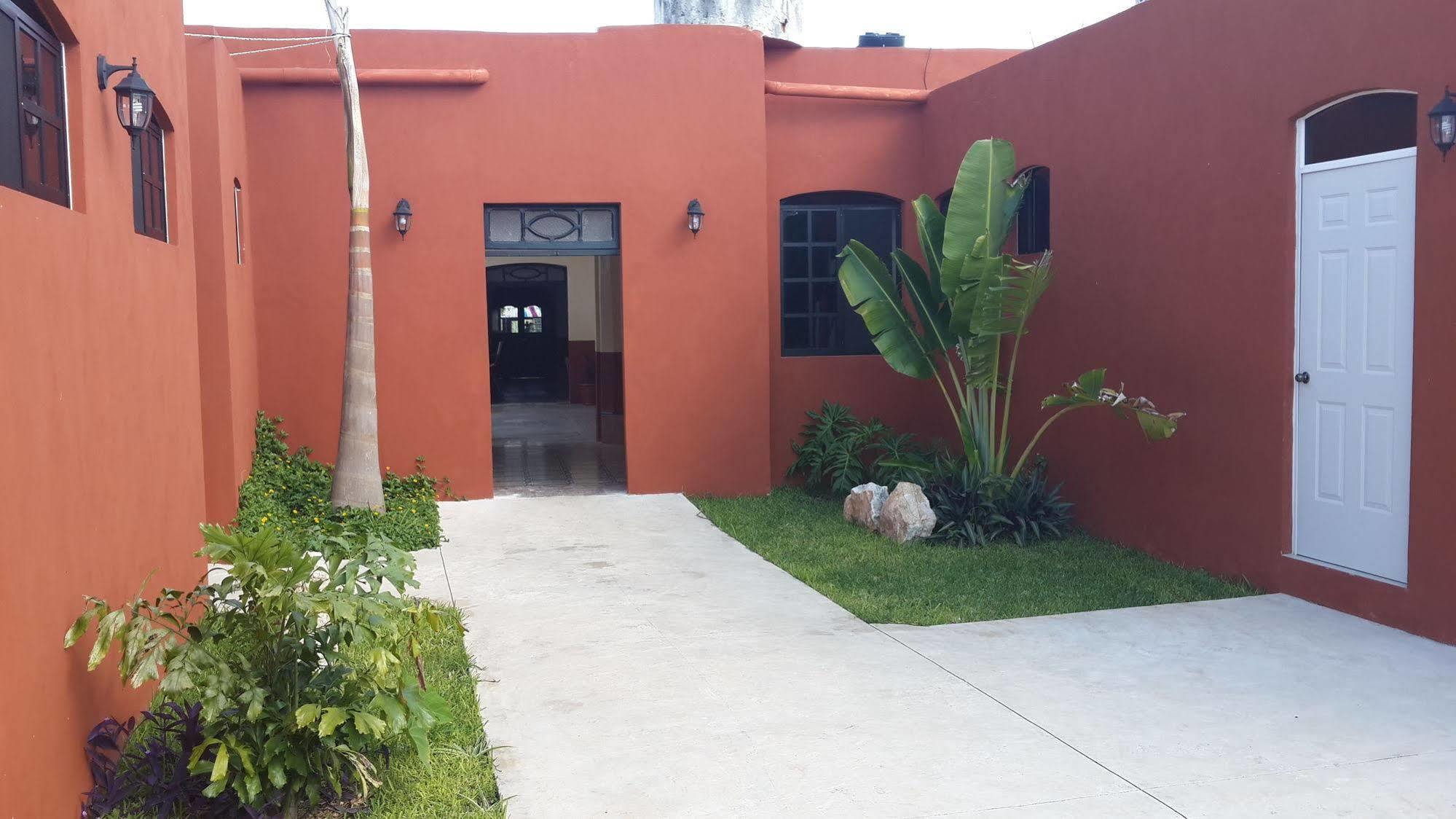 Hostal La Ermita Mérida Εξωτερικό φωτογραφία